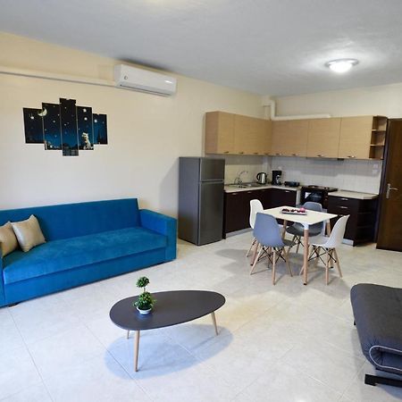 San Giorgio Luxury Apartments Ієрісос Екстер'єр фото